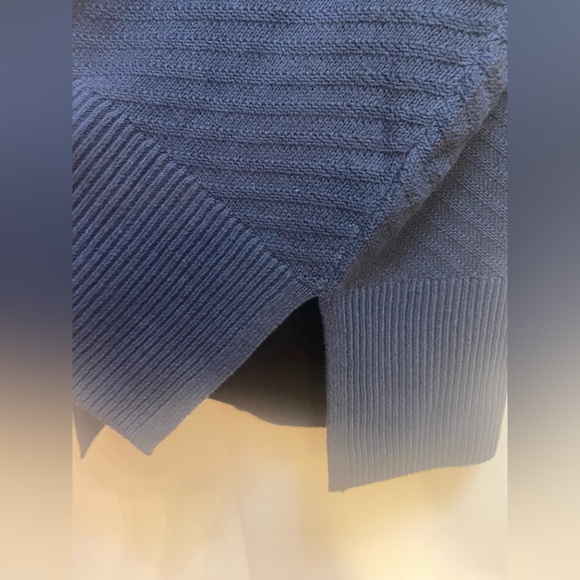 NWT Style & Company Woman’s Envelope Neckline Tunic Blue Sweater Size 3XL - Picture 5 of 7